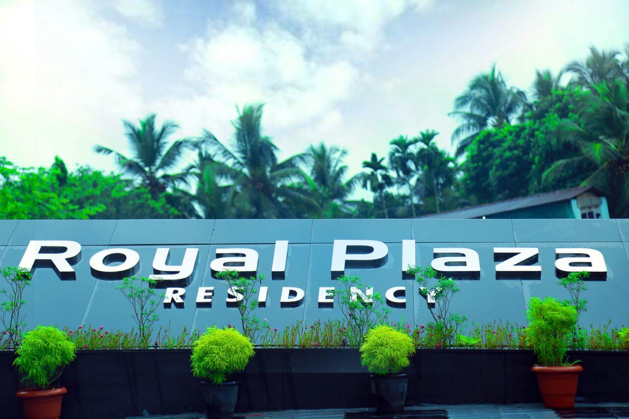 Hotel Royal Plaza Residency Cheruppulasseri Exterior foto